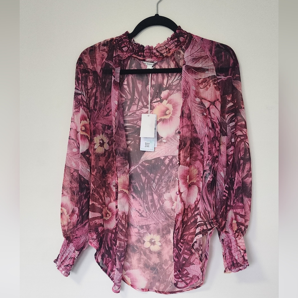 GUESS long-sleeve blouse 🌸